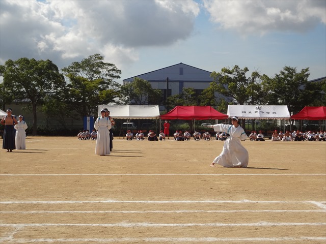 しばらくお待ちください
